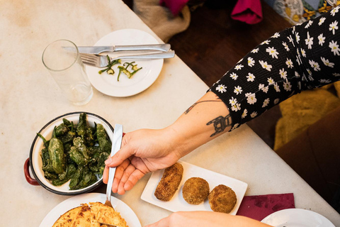 Madrid: The Ultimate Food Tour Tapas & Drinks with a Local