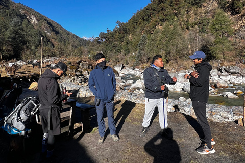 Rolwaling Valley Trek: odkryj święte jeziora przez 12 dni