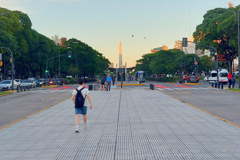 Buenos Aires: Sunset Walking Tour in Downtown Buenos Aires: Walking Tour at sunset in the center (in Portuguese)