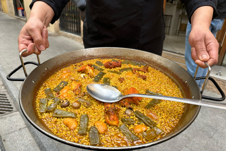 Valencia: Authentic Food Tour with Paella Valenciana