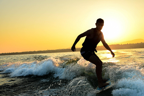 Geneva: Private Wakesurf Experience on Lake Geneva