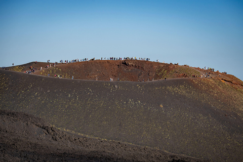 Catania: Tour dell&#039;Etna al tramonto (edizione invernale: partenza alle 11.30)