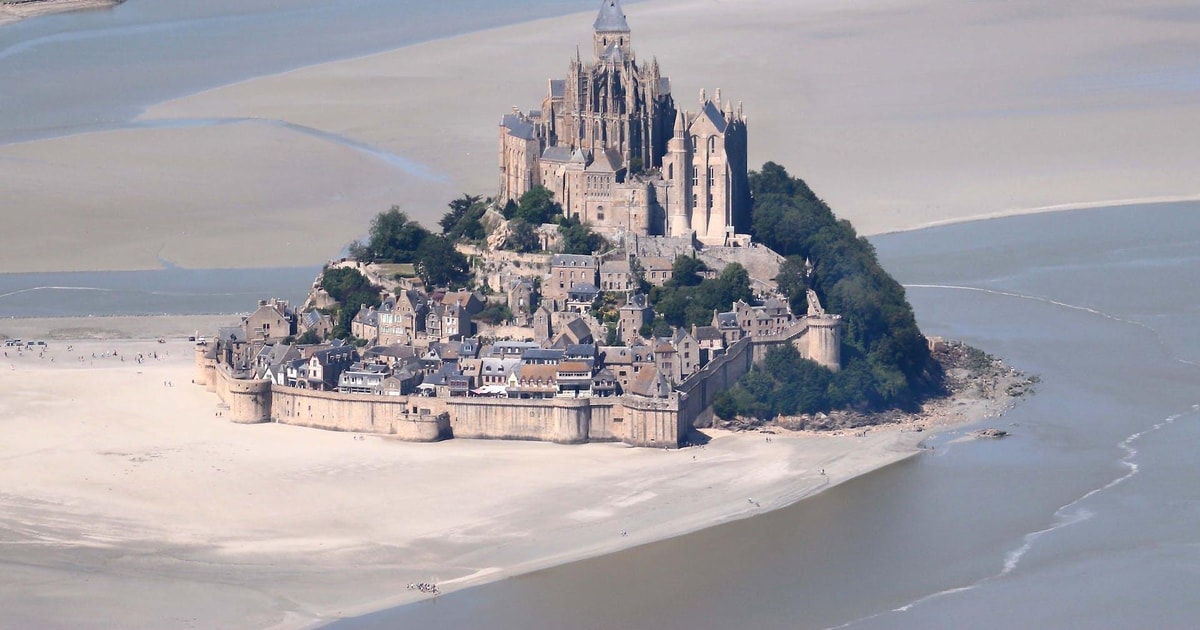 Mont SaintMichel Die Geschichte Digital Audio Guide GetYourGuide
