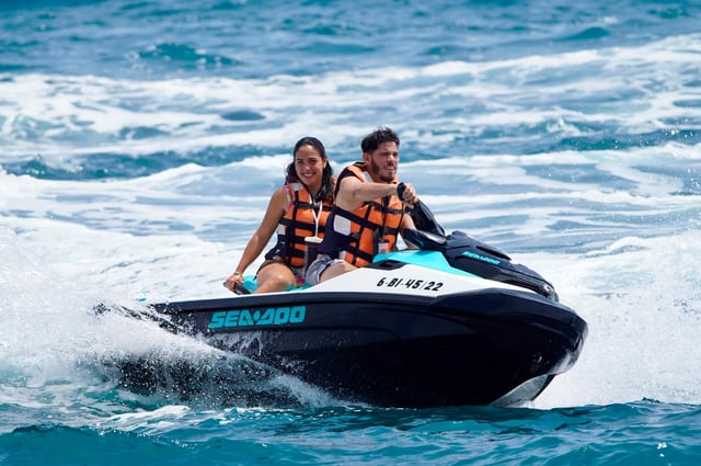 Barcelona: Jetski-Fahrt für 1 oder 2 Personen mit Instruktor inklusive