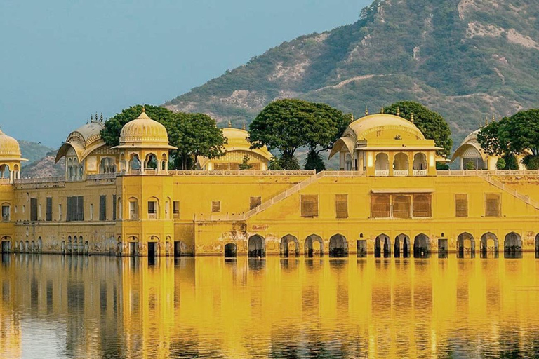 From Delhi : Jaipur tour with Galta Ji Temple(Monkey Temple)