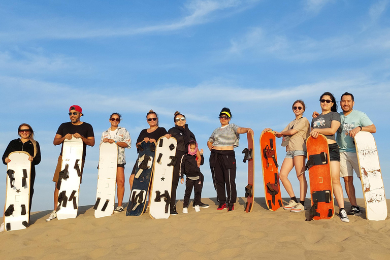 从瓦卡奇纳出发：沙滩车、四驱车、日落和沙滩冲浪从瓦卡奇纳出发：沙滩车，四轮驱动，日落和沙滩冲浪