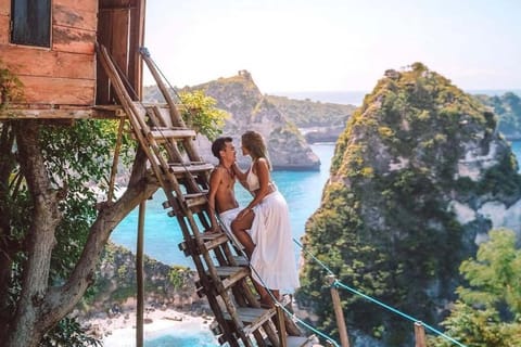 From Lembongan: Nusa Penida East & West Highlight Day Tour