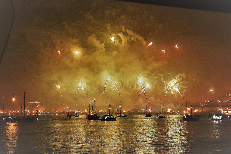 Lizbona: rejs sylwestrowy z DJ-em i fajerwerkamiLizbona: sylwestrowy rejs z DJ-em i fajerwerkami