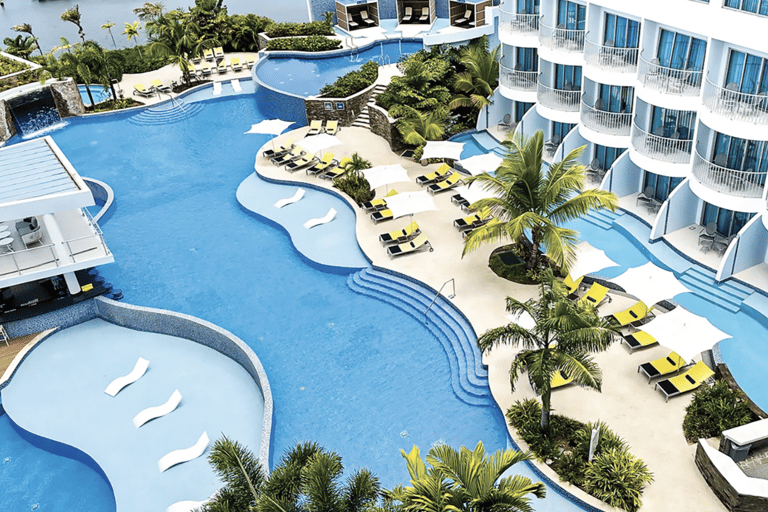 St Lucia Shore Excursion: Harbor Club Day Pass -Food & Drink