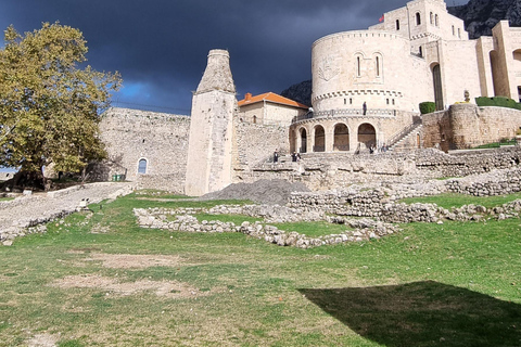 Wandelen naar Gamti, Bovilla Meer en Kruja Dagtrip vanuit Tirana