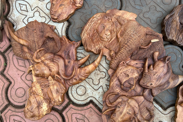 Entebbe/Kampala: Woodcraft Workshop with Expert Artisans