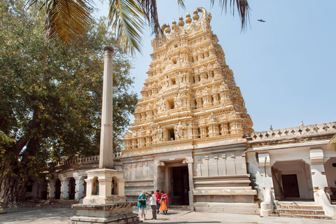 Spiritual Trails of Bangalore: Guided Half-Day Tour in Car