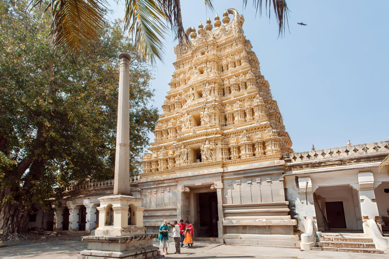 Spiritual Trails of Bangalore: Guided Half-Day Tour in Car