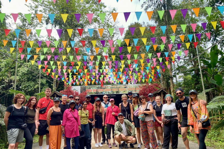 Phong Nha National Park: Paradise Cave Half-Day Tour Pickup in Hue and drop-off in Phong Nha