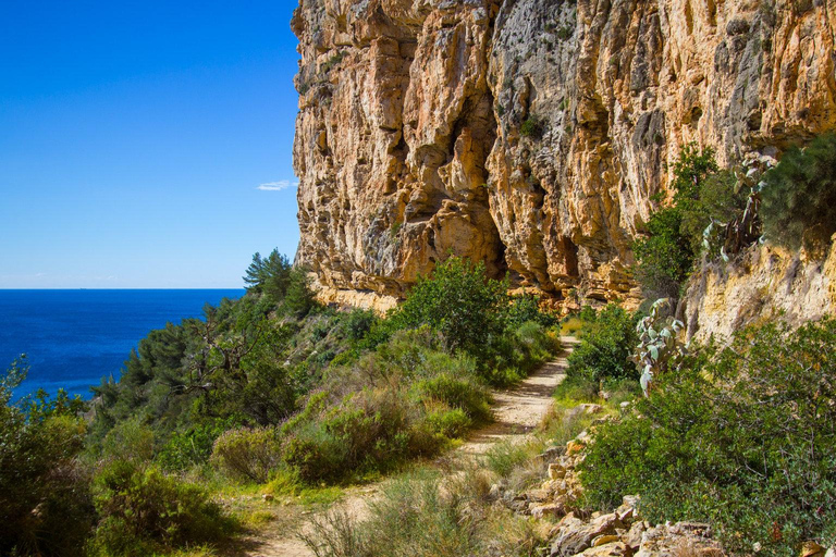 From Alicante: Cala del Moraig Hiking & Beach Trip