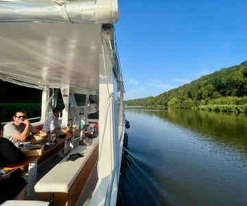 Boat trip on the Canal de la Rance