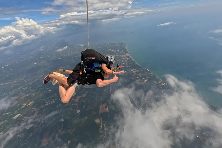 Thailand: Tandem Skydive Over Bangkok & Pattaya Adventures Solo video shooting (excluding tandem skydiving)