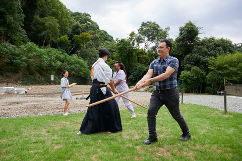 Osaka: Tour privato di spada - Allenati da un gran maestro