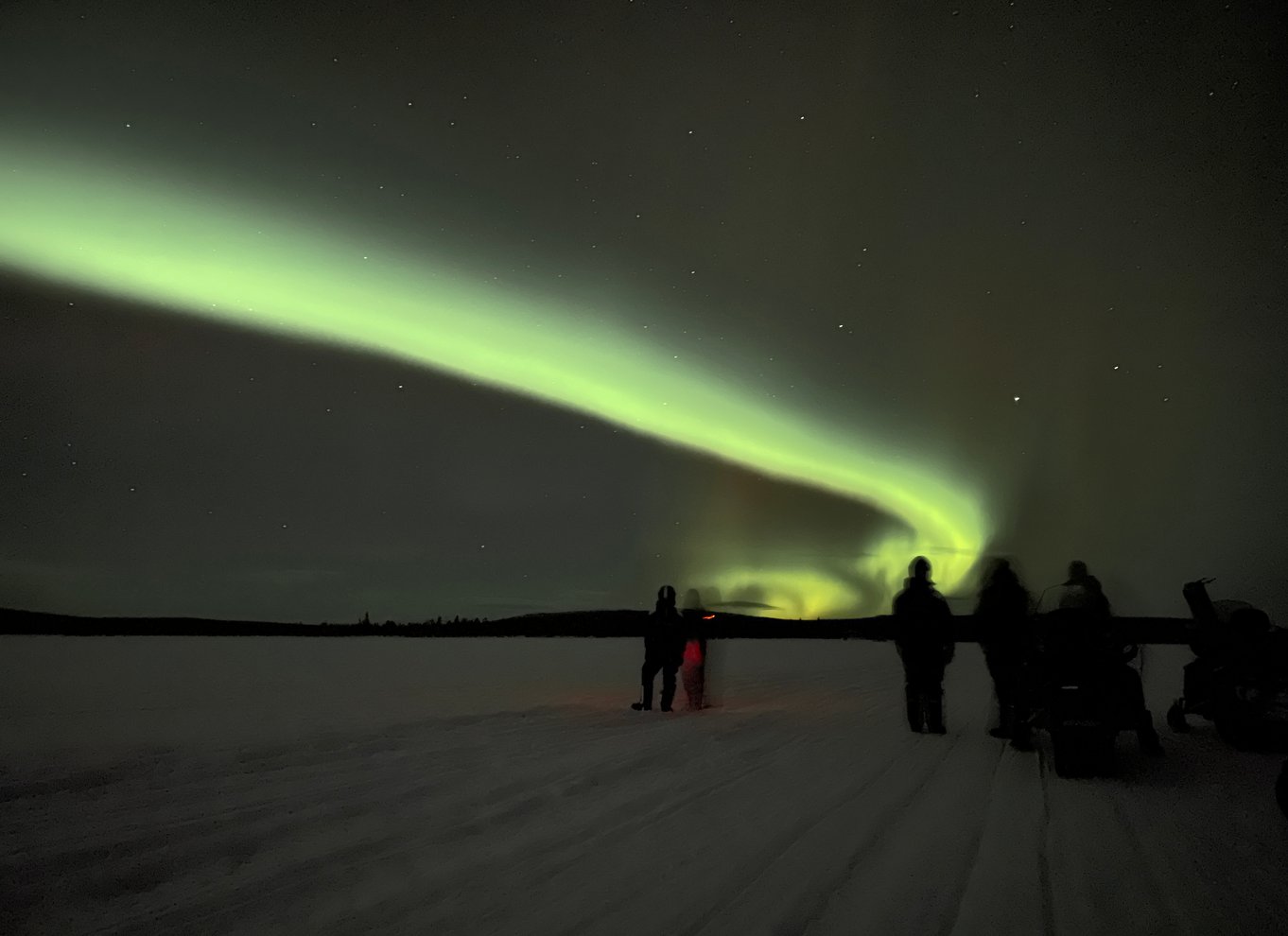 Kiruna: Guidet snescootertur og nordlysjagt