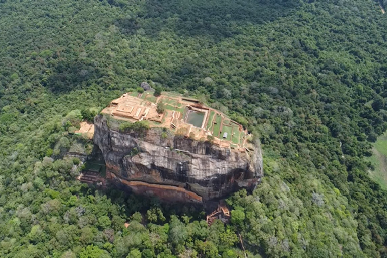 Kandy: Sigiriya & Dambulla Cave Temple Tour with Local Guide Kandy: Sigiriya & Dambulla Cave Temple Day Tour by Car / Van