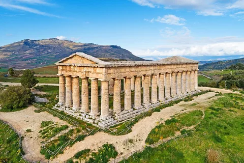 Tour Erice and Segesta from Palermo
