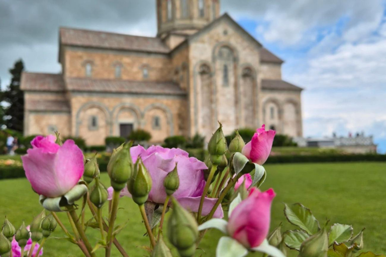 Tbilisi: Discover Georgia in 6 Days – All-Inclusive Tours ✅