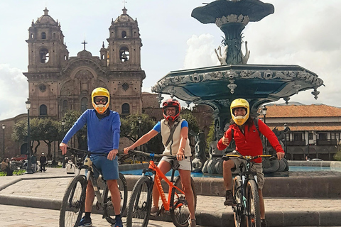 4 Ruins City Bike Tour in Cusco & Yunkaypata Valley