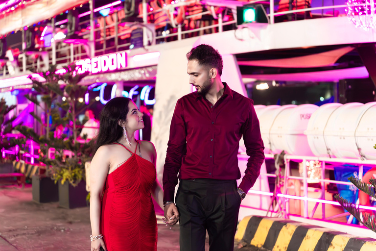 Da Nang: Poseidon Dinner Cruise with Live Entertainment Romantic Riverlights Dinner for Two – Lobster & Beef