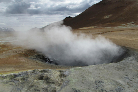 Vanuit Akureyri: Diamond Circle Tour met watervallen