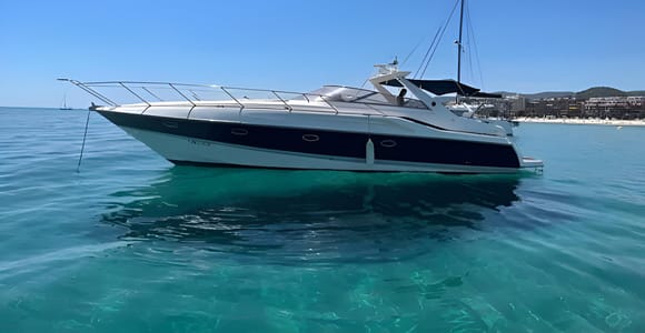 Puerto Banus: Private Luxury Yacht Charter