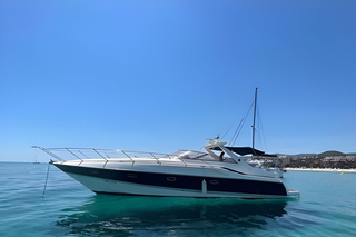 Puerto Banús: noleggio yacht di lusso privato