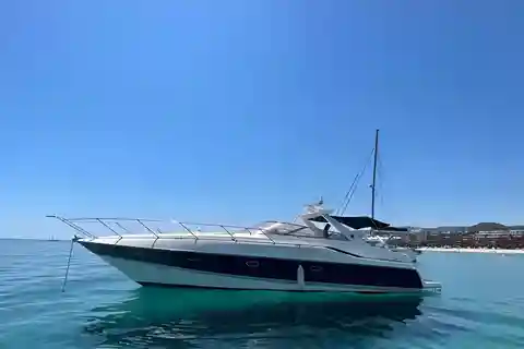 Puerto Banús: Privat lyxyachtcharter