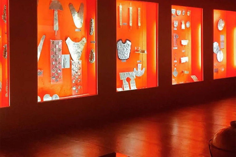 From Lima: Cultural expedition to the Larco Museum and Gold Museum Dese Lima: Cultural expedition to the Larco Museum and Gold Museum