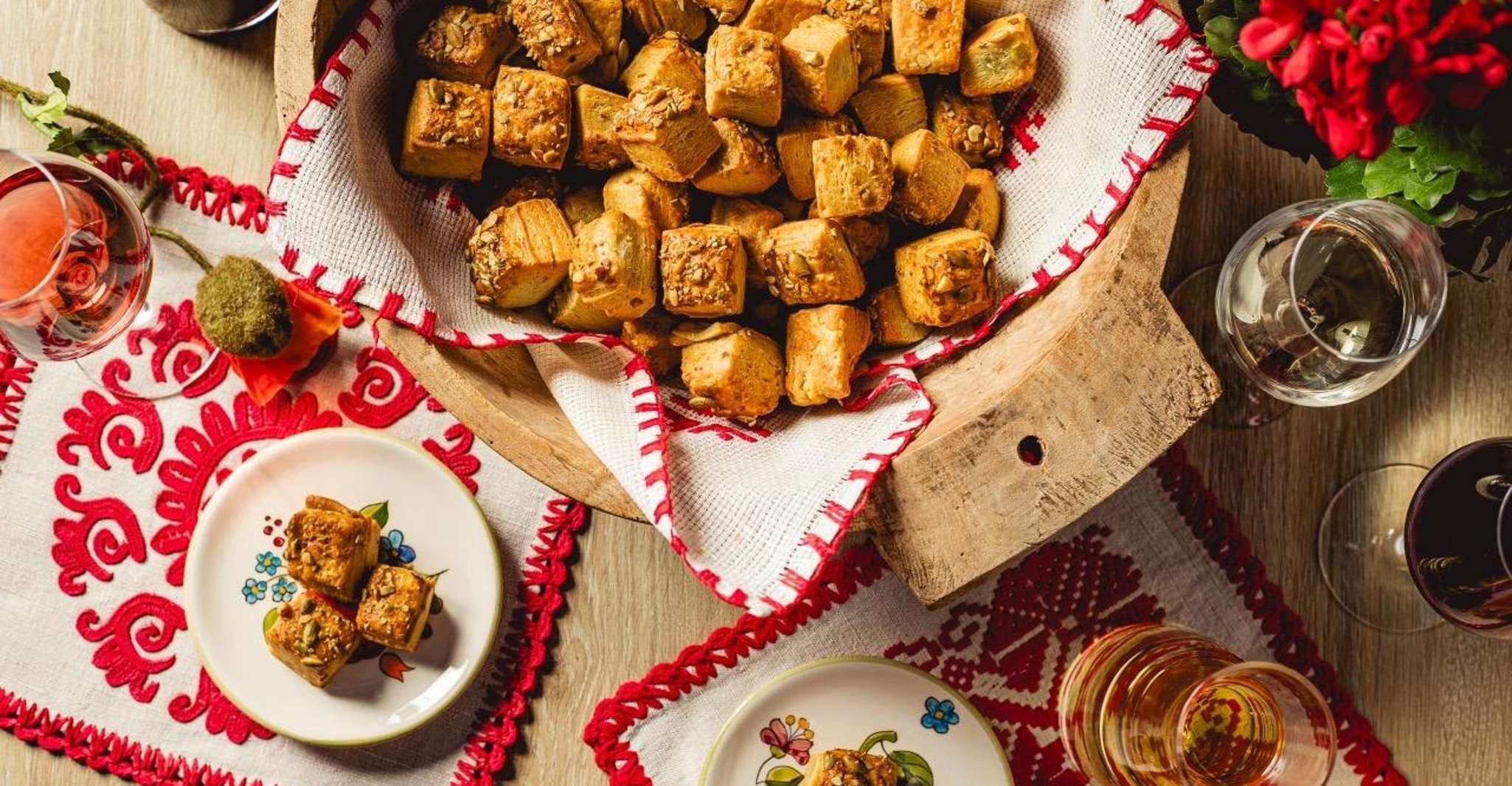 Budapest: Hungarian Dinner & Show with Unlimited Drinks photo 6