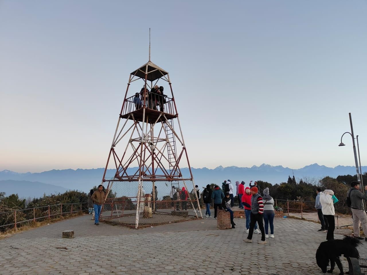 Von Kathmandu aus: Nagarkot Sonnenaufgang und Tageswanderung Tour