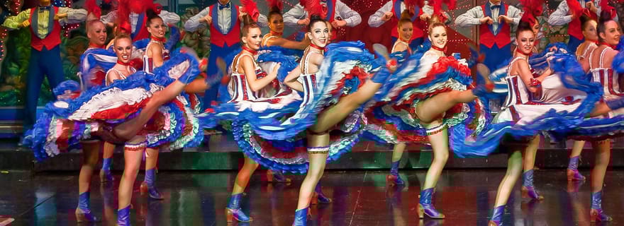 Paris : Billet pour le spectacle de cabaret du Moulin Rouge avec champagne