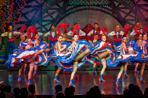 Paris : cabaret au Moulin Rouge avec champagne