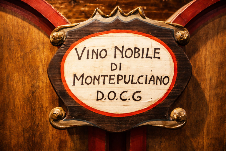 From Siena: Val d’Orcia Wine Tour with Lunch & Brunello Winter Tour