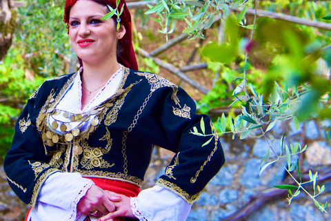 Crete: Traditional Cretan Night: Live Show and Dinner Traditional Cretan Night