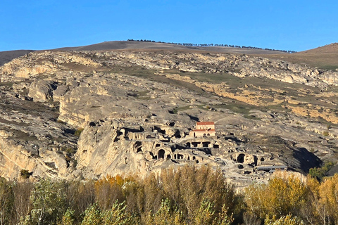 Tbilisi:5-Day All-Inclusive Wine & Culture Tour in Georgia Tbilisi:5-Day All-Inclusive Guided Tour to Kazbegi & Kakheti