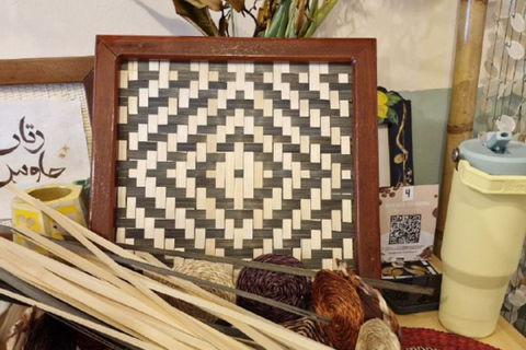 Brunei: Bamboo Basketry Wall Decor Workshop