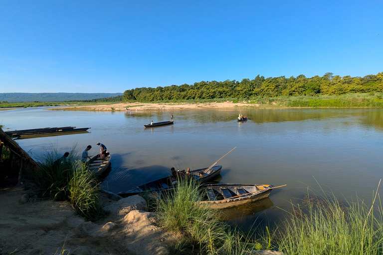 Chitwan: Jungle Safari with Wildlife & Cultural tour 3-Days