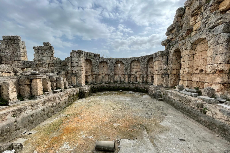 Antalya: Perge Ancient City Tour