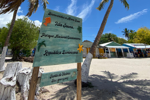 Saona Island VIP: 4 Beaches , Mano Juan & Canto de la Playa 4 Beaches VIP Saona Island: Mano Juan & Canto de la Playa