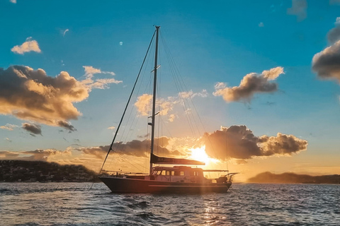 Havannah Harbour Sunset Cruise +Dinner (No Transfer/Own Way)