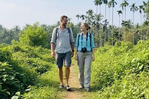 Kochi: Full-Day tour with Temple, Farming & Village Life