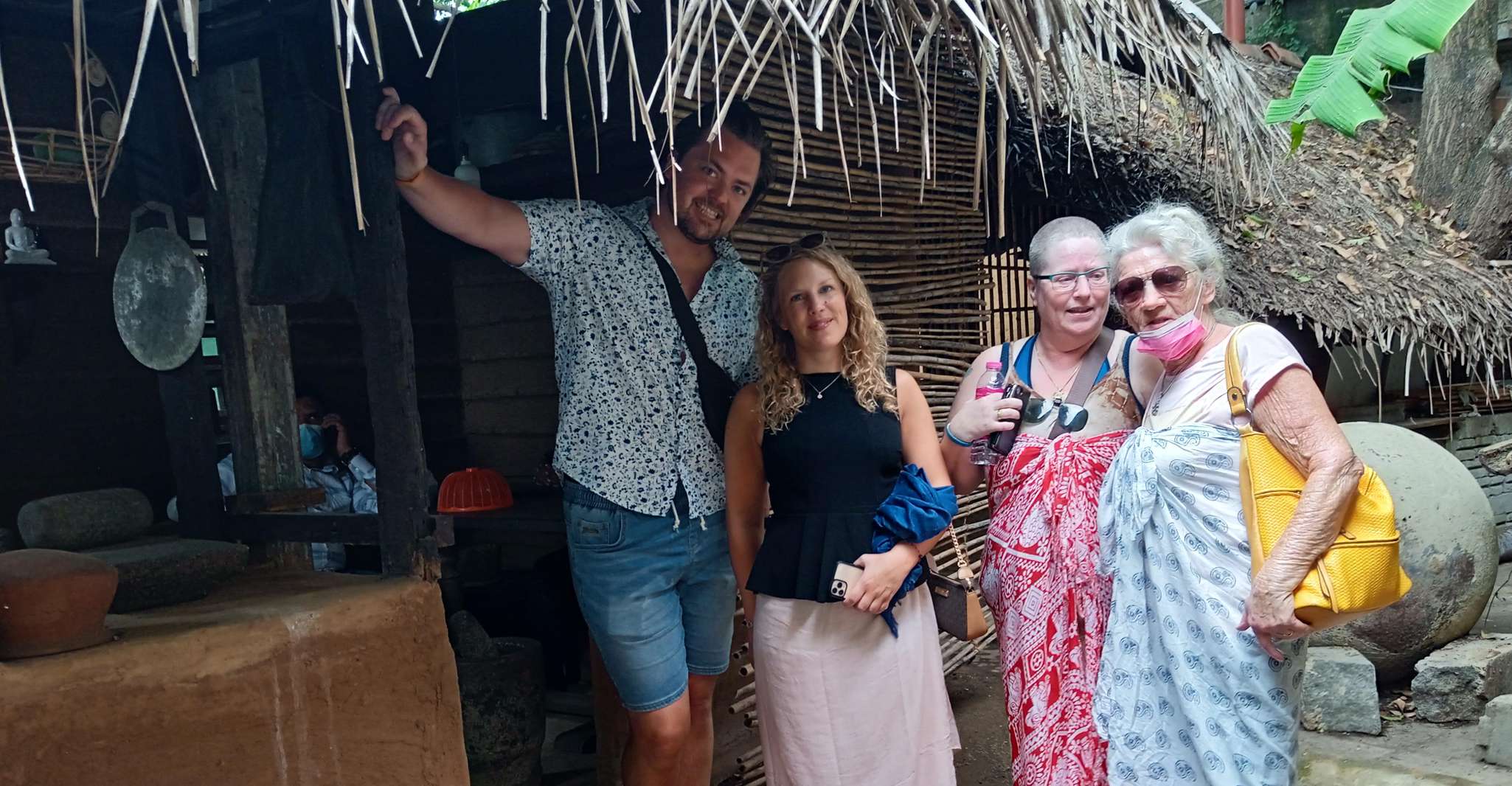Local Colombo City Tour by Tuk Tuk ( Por la mañana / tarde ) - Hizvo