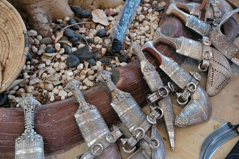 From Muscat: Nizwa and Misfat Al Abriyeen Private + Lunch