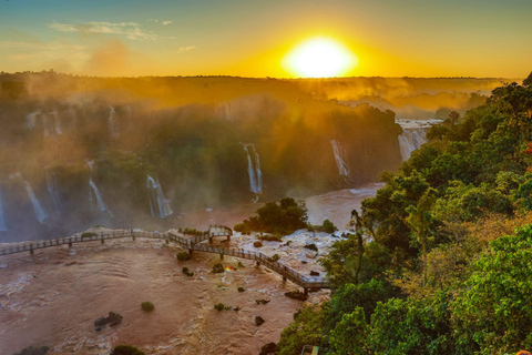 Iguazu-Wasserfälle: Premium 1-Tages-Tour auf der brasilianischen und argentinischen Seite