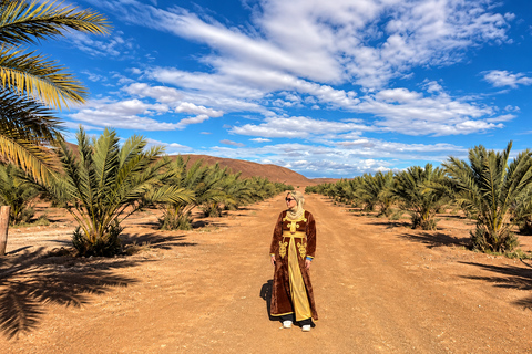 Fes to Marrakech: 4-Day Sahara Desert Tour & Camel Trek Private Sahara: 4-Day Luxury Tour & Guided 4x4 Adventure